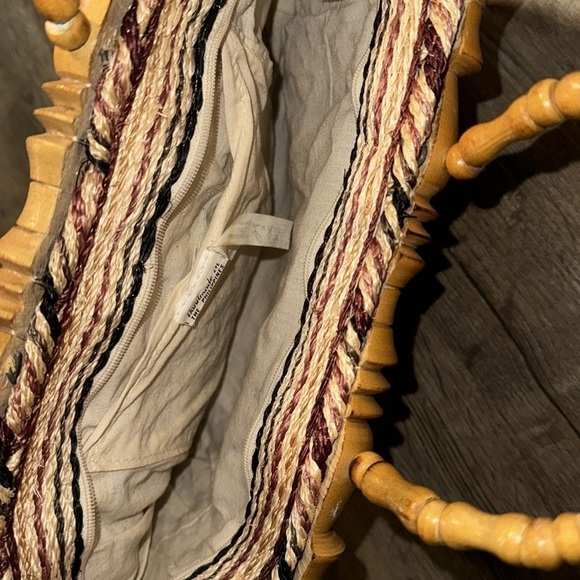 LA REGALE VINTAGE WOVEN CLUTCH - Picture 6 of 8